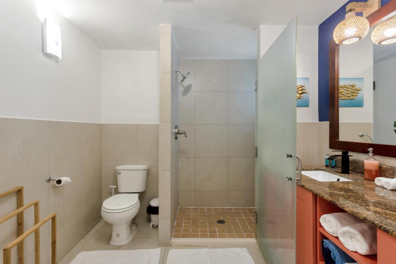 Maho Beach House - Luxe 1-Bedroom - Ocean View Екстериор снимка